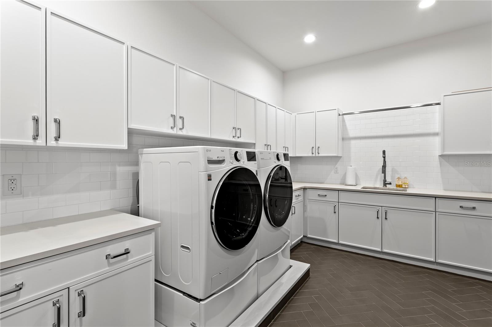 BYARS THOMPSON ADD DAVIS - Residential