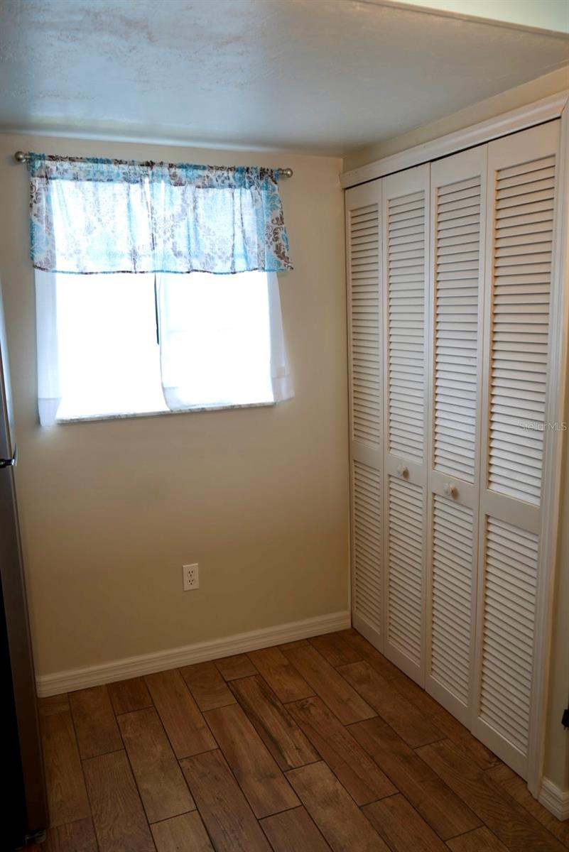 LAKES EDGE PH 03 - Residential