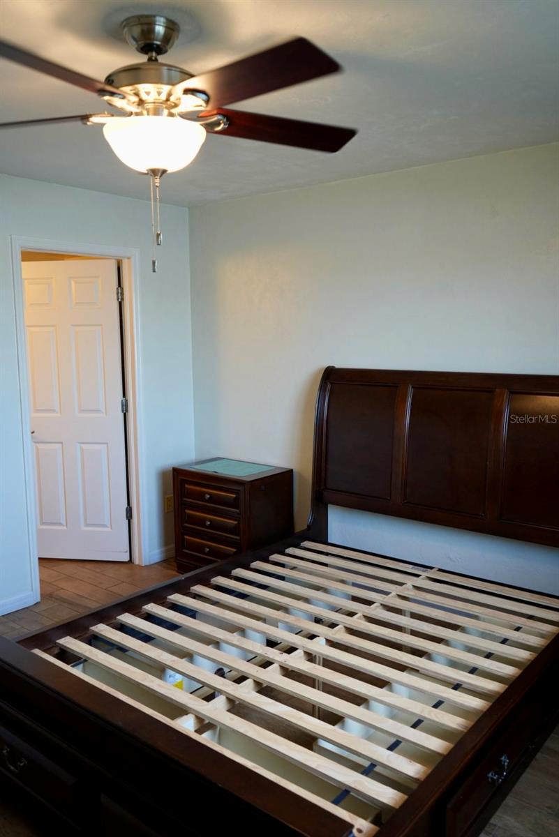 LAKES EDGE PH 03 - Residential