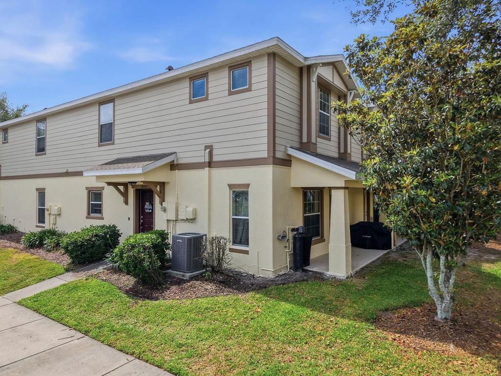Photo of 4711 Chatterton Way, Riverview, FL 33578 (MLS # TB8499450)