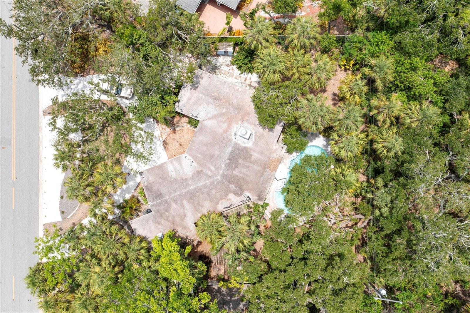 5369 SHADOW LAWN DRIVE