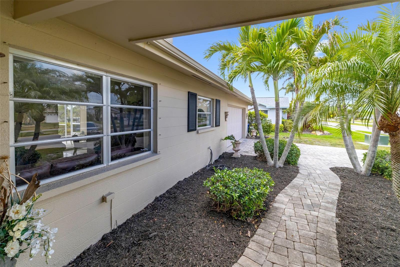 3136 GULF GATE DRIVE