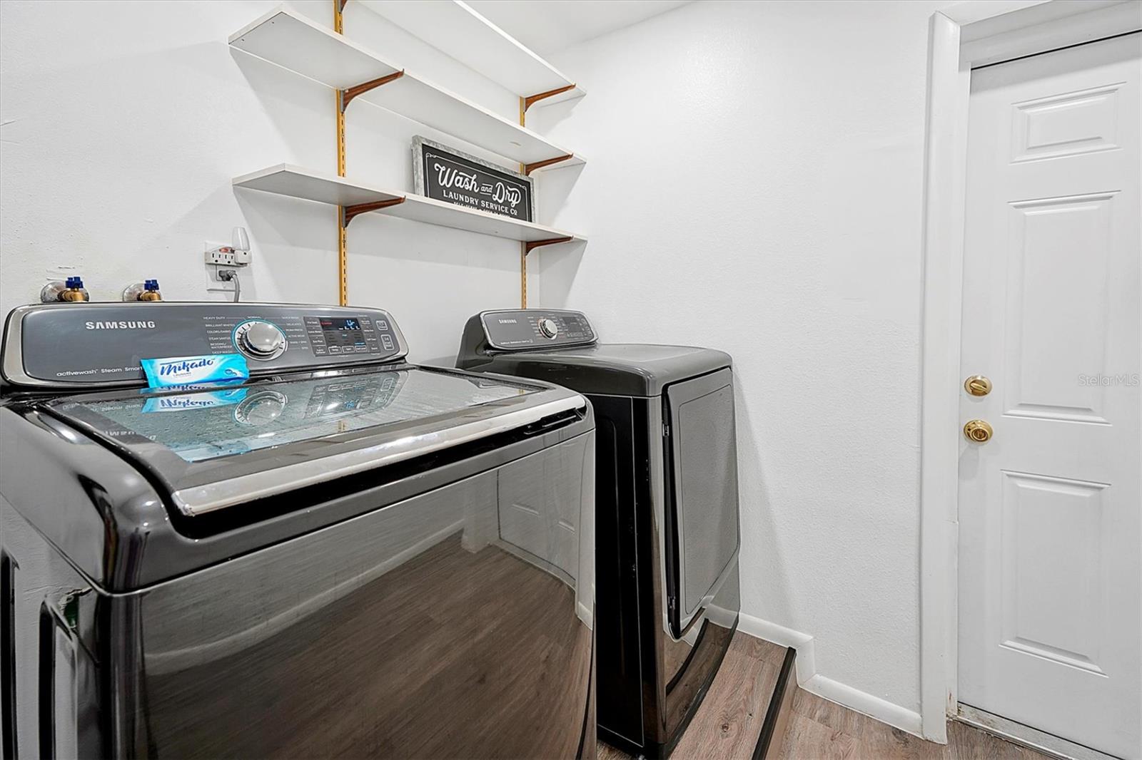 HEATHER OAKS - Residential