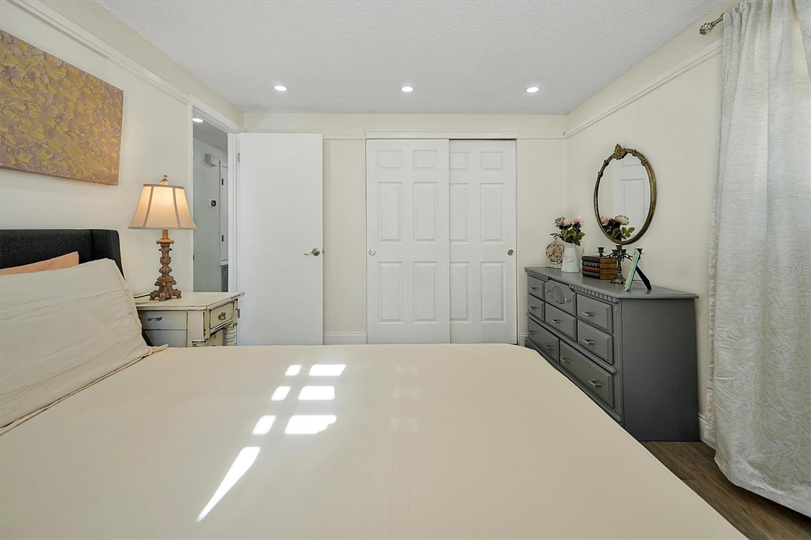 HEATHER OAKS - Residential