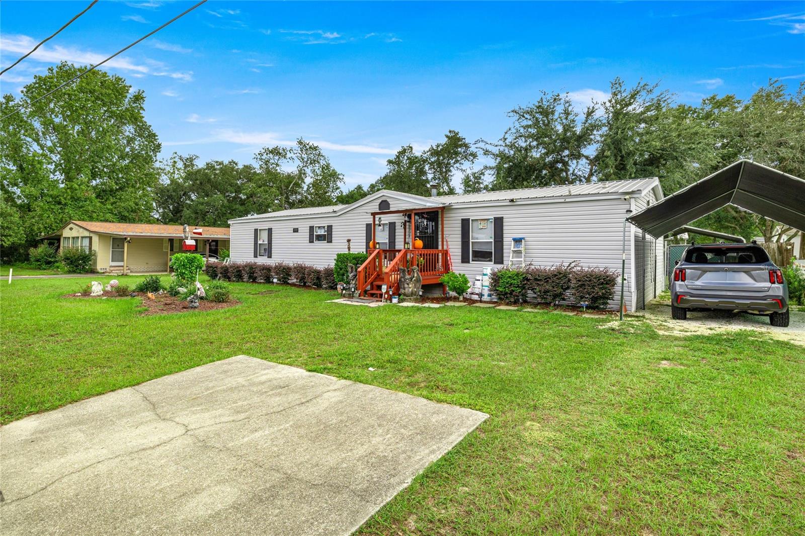 LAKE WEIR HEIGHTS - Residential