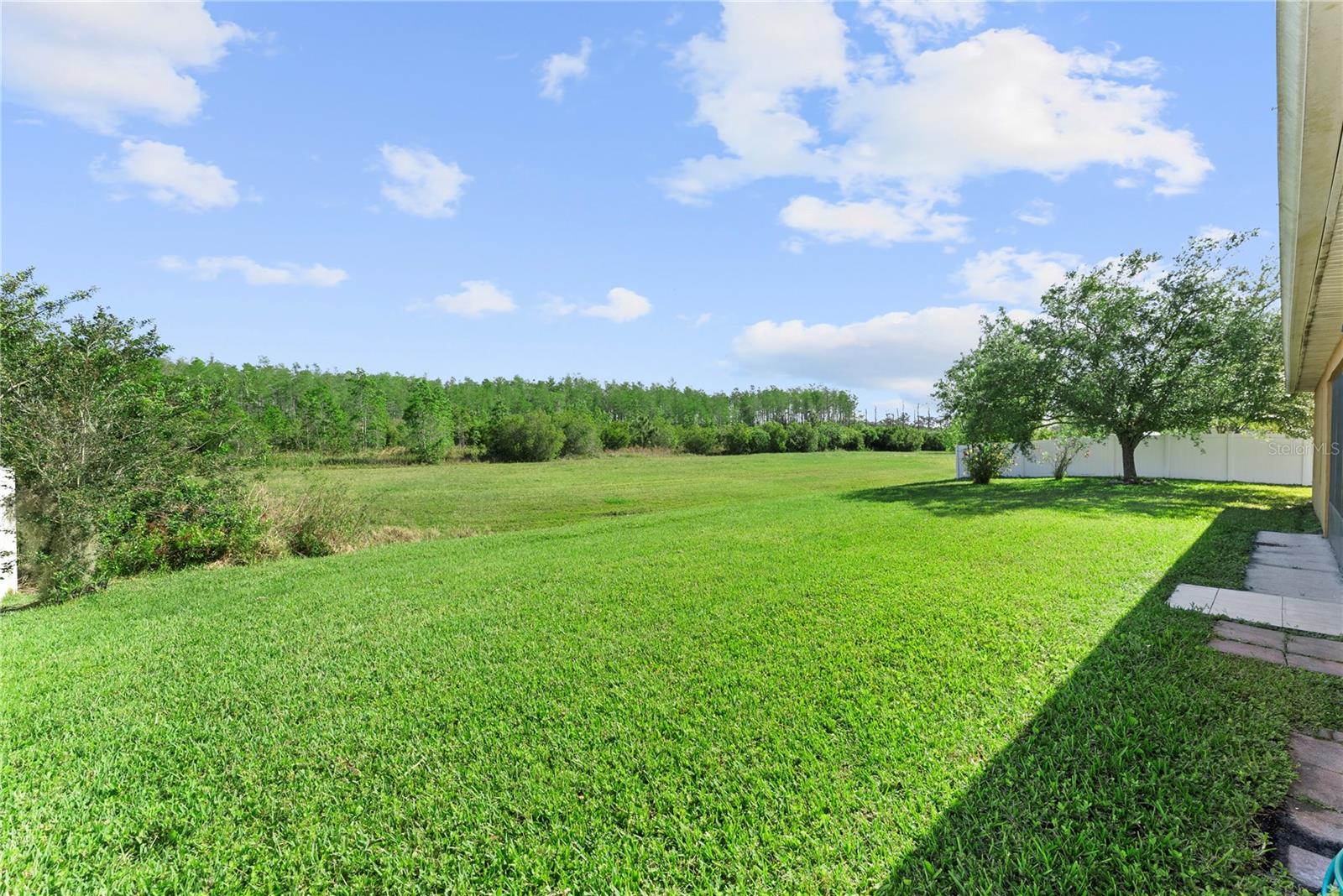 STEVENS PLANTATION - Residential Lease