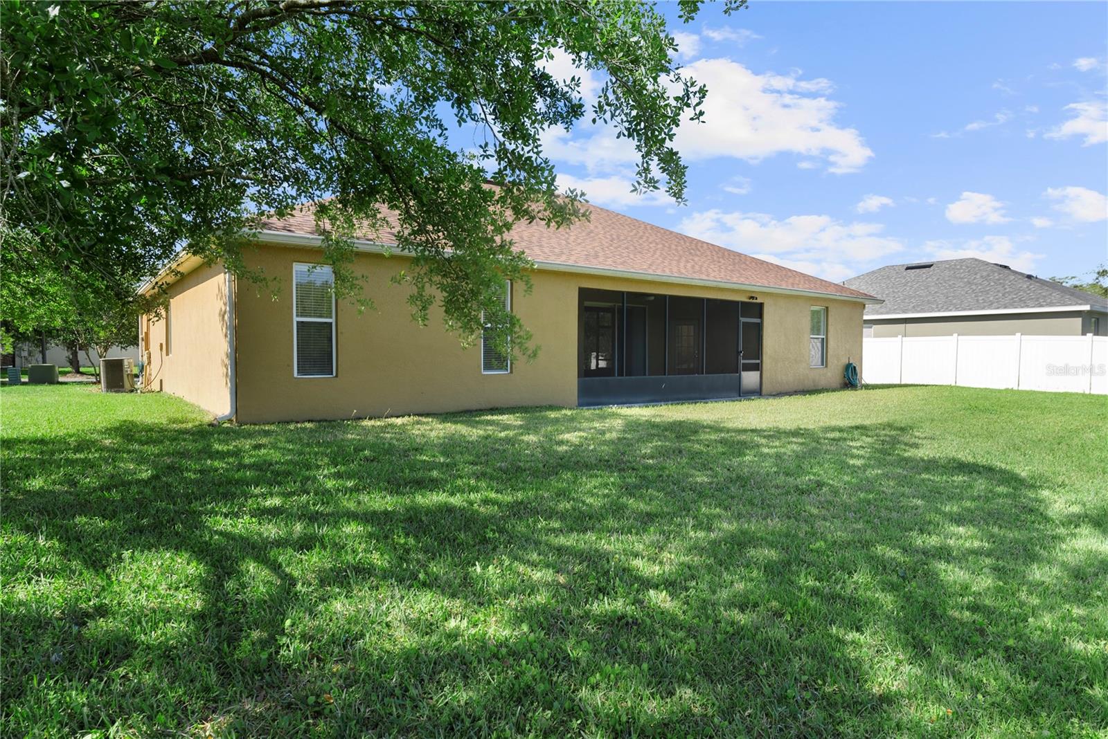 STEVENS PLANTATION - Residential Lease
