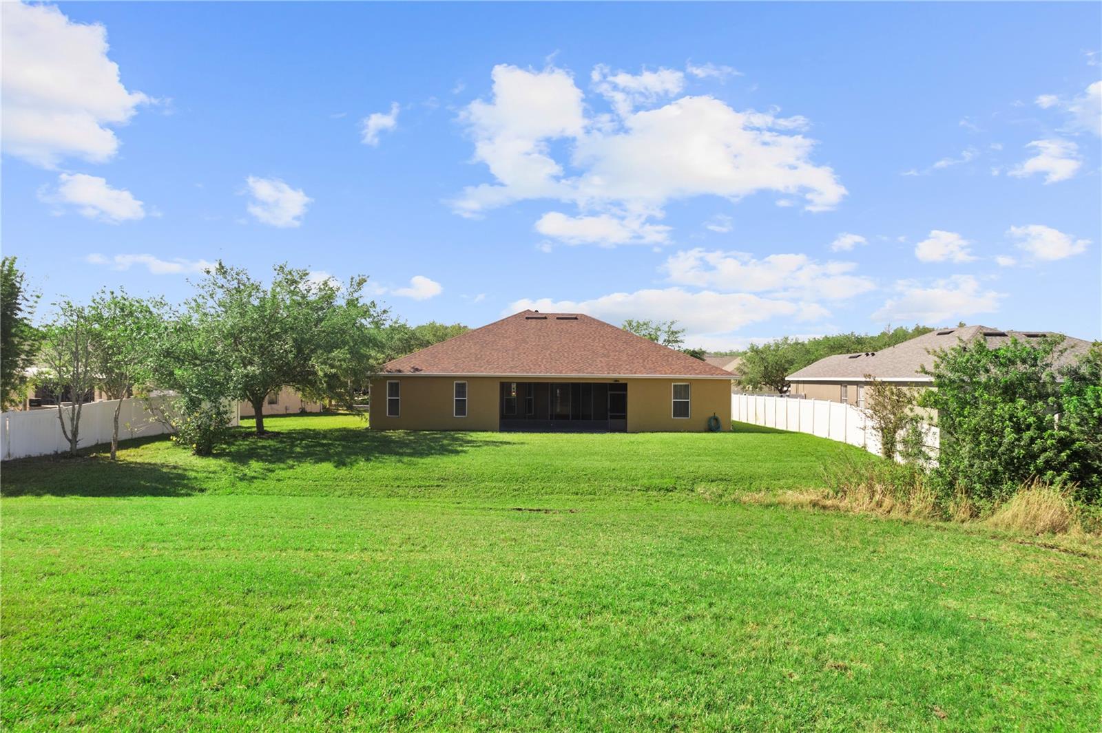 STEVENS PLANTATION - Residential Lease