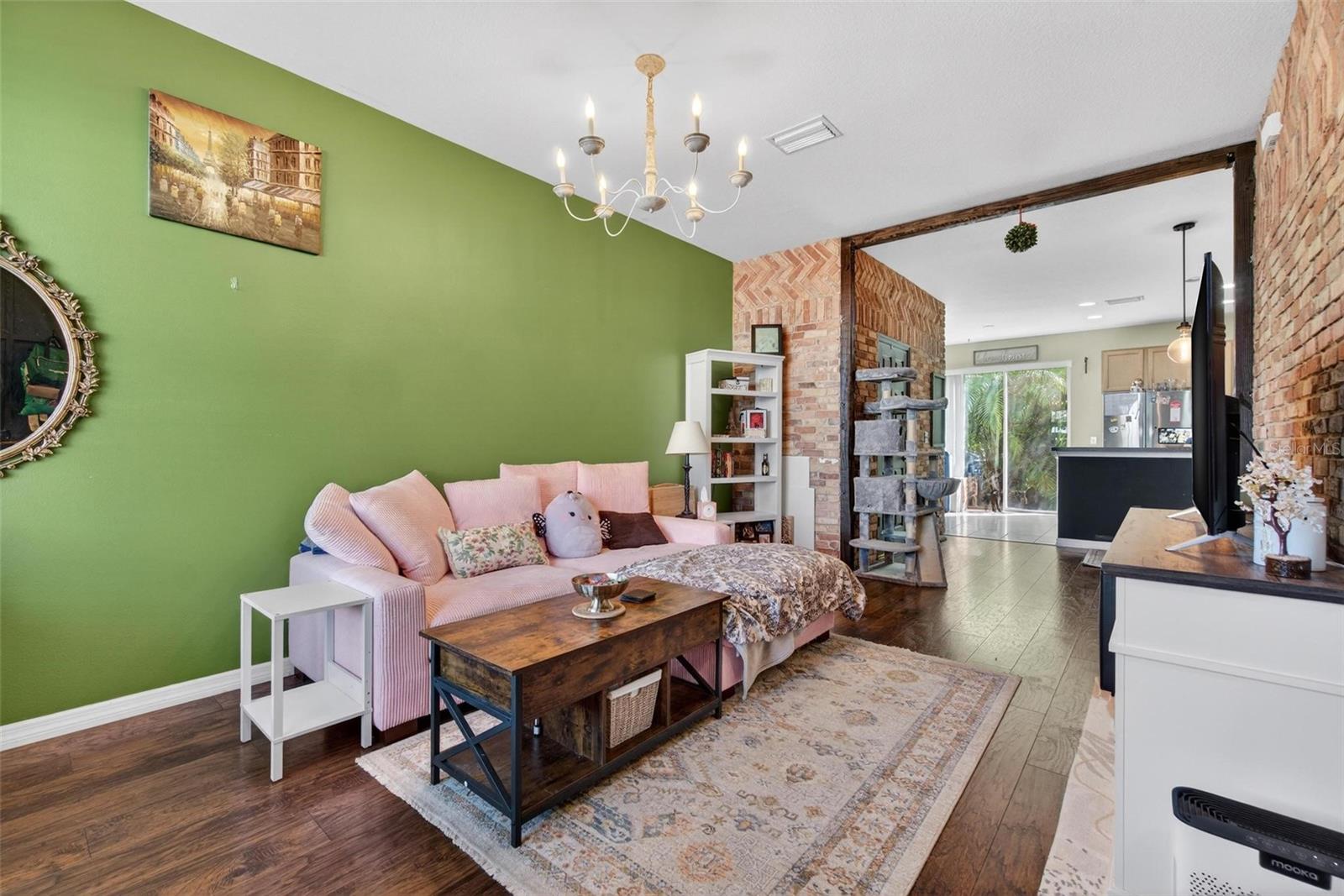 SAWGRASS VILLAGE - Residential