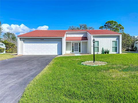7225 LAS CASAS DRIVE SARASOTA FL 34243