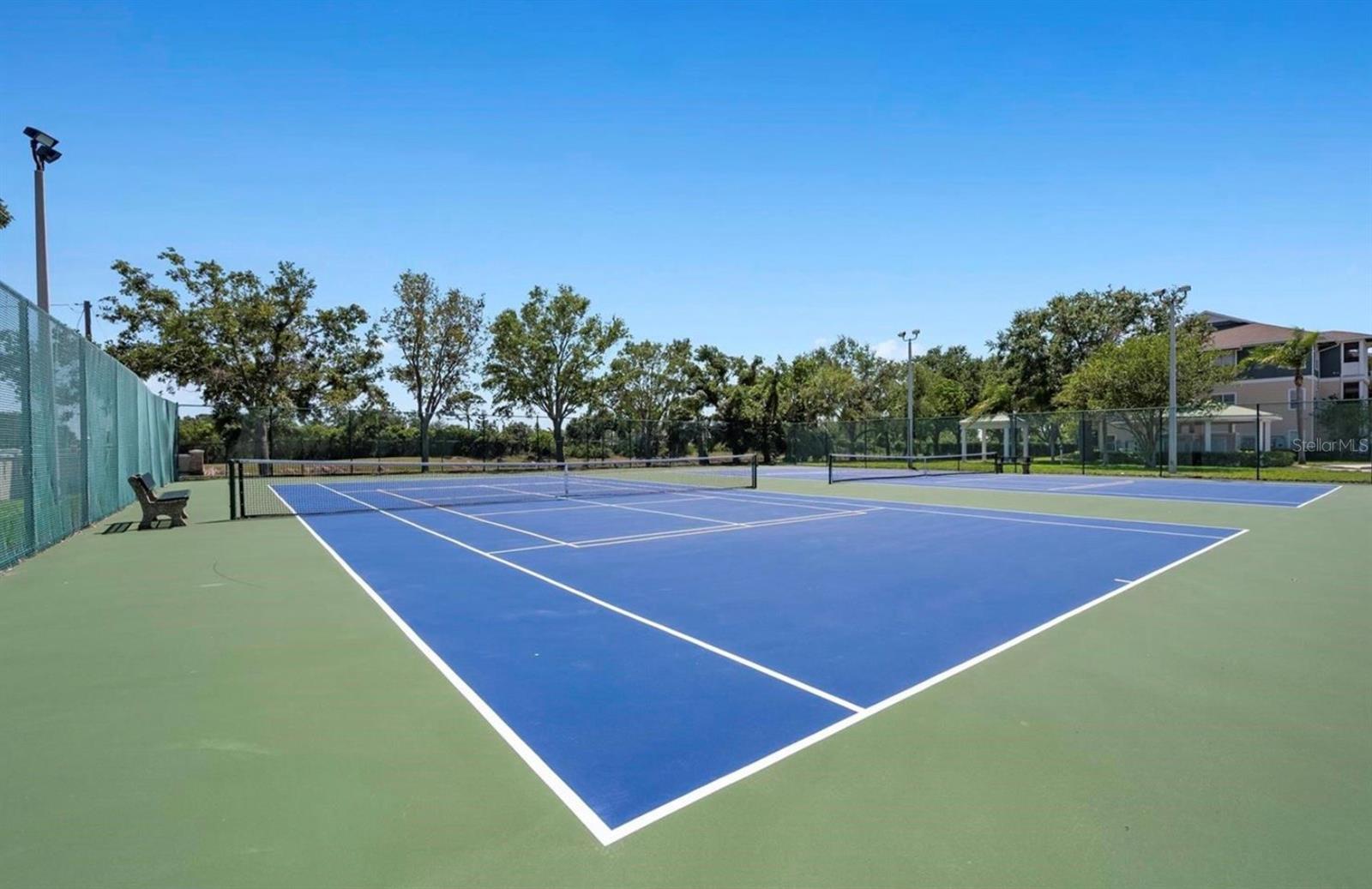 THE PALMS OF CORTEZ - Residential Lease