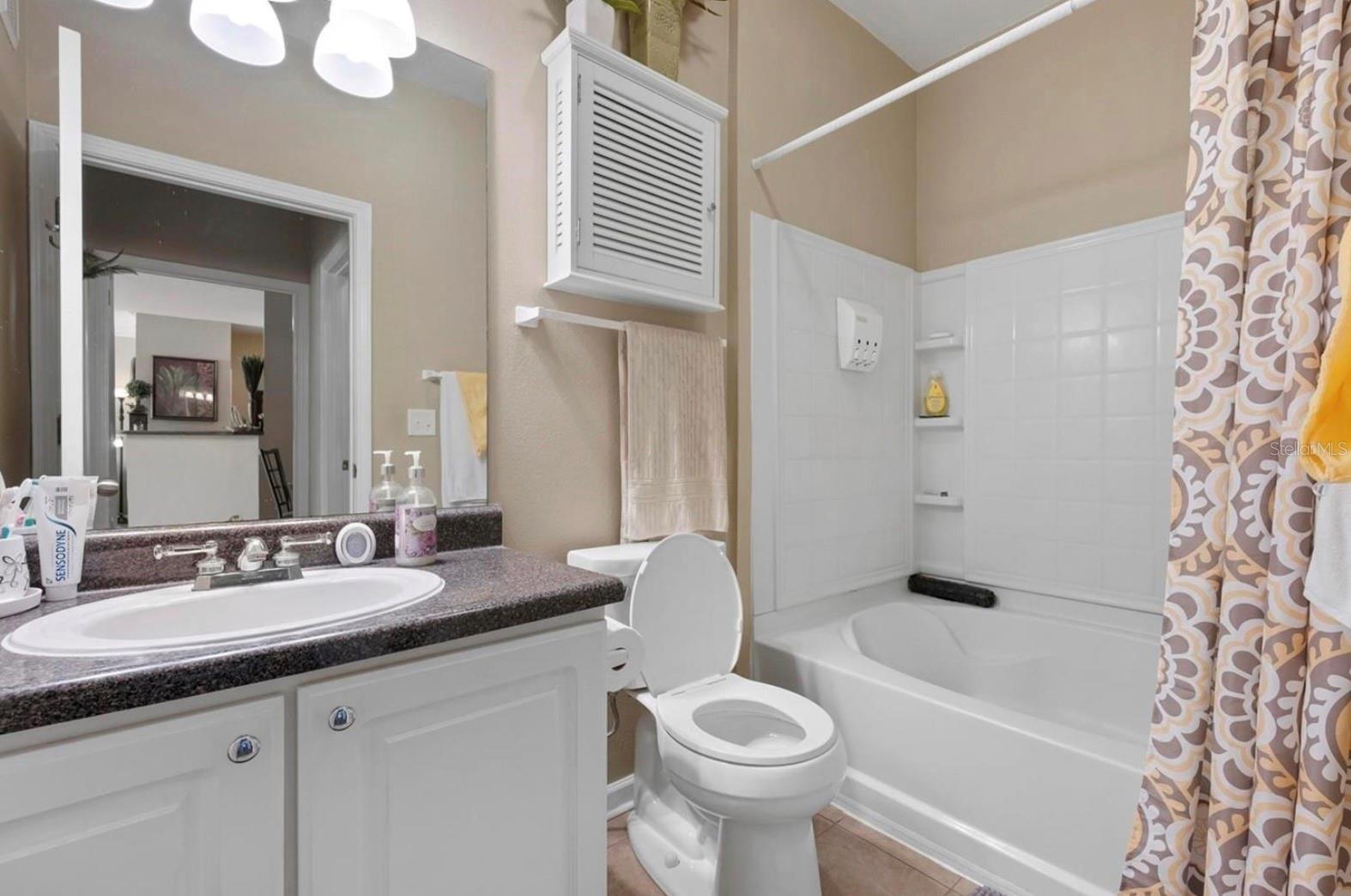 THE PALMS OF CORTEZ - Residential Lease