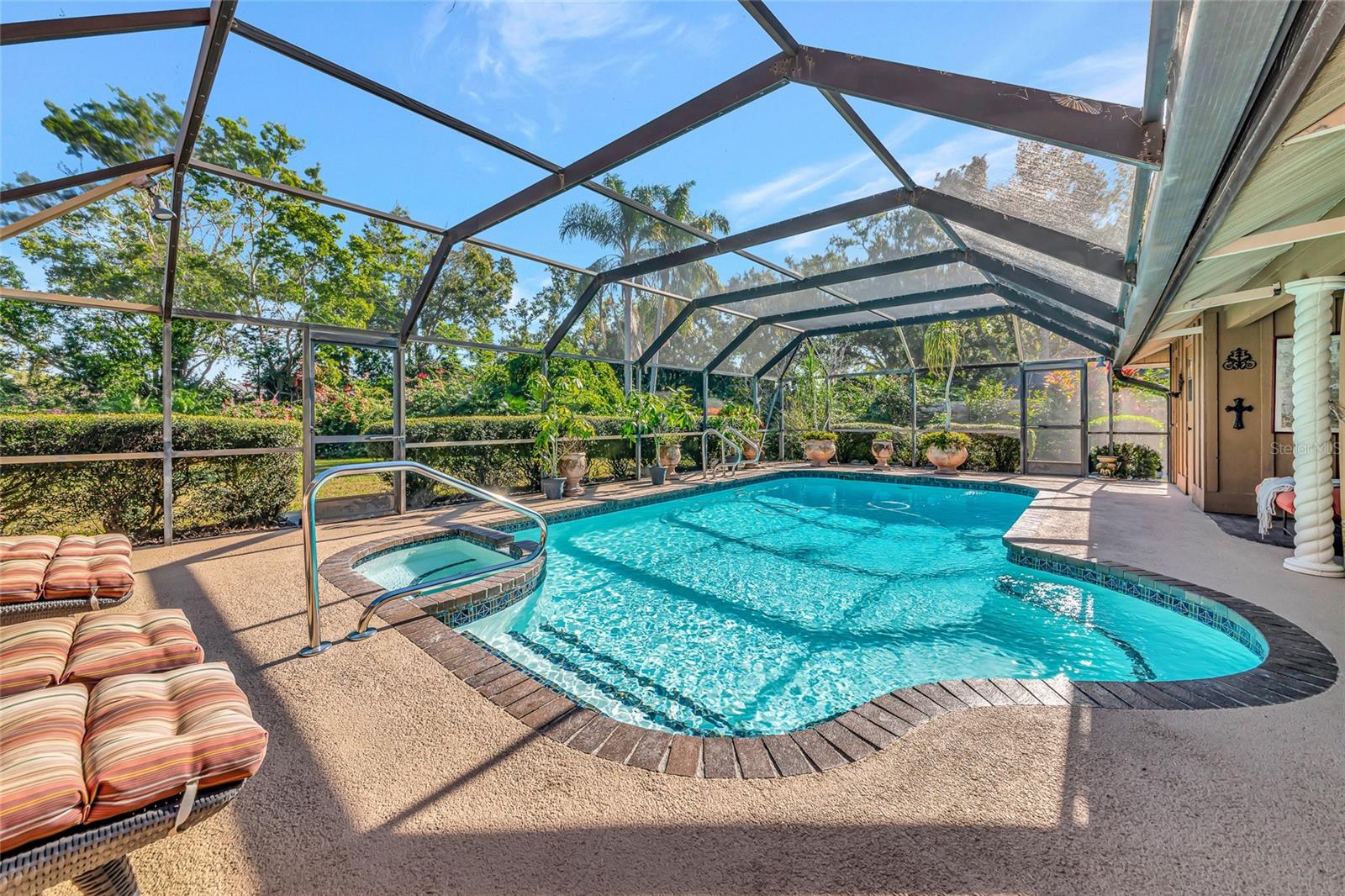 PALM-AIRE AT SARASOTA UNIT 7 PH 1 - Residential