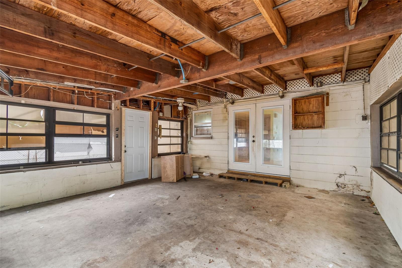 GREENDALE ESTATES 2ND ADD - Residential