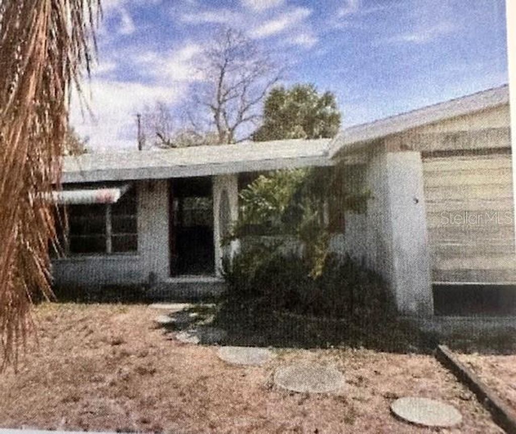 Photo of 365 Seminole Boulevard NW, Port Charlotte, FL 33952 (MLS # A4689549)