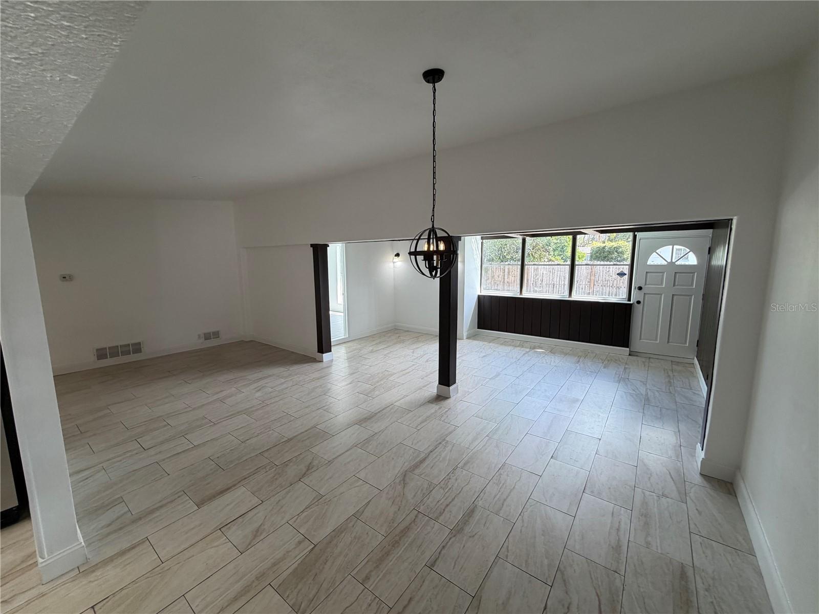 4235 EDGEWATER DRIVE