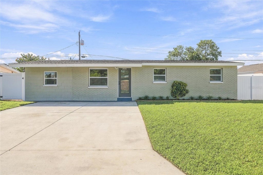 Photo of 4544 W Minnehaha Street, Tampa, FL 33614 (MLS # TB8559494)