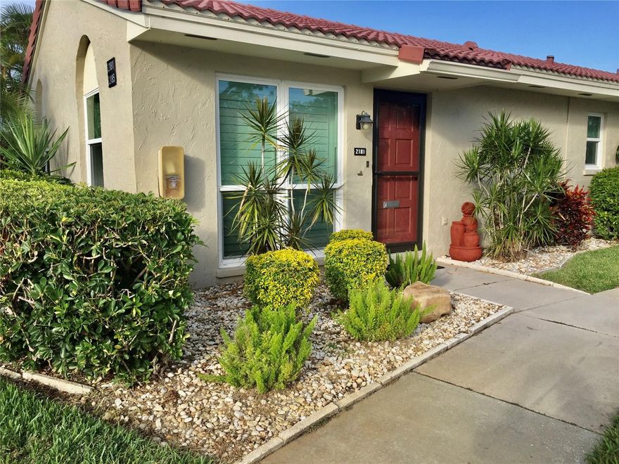 WOW!  A BEAUTIFUL UPSCALE VILLA just two miles to world famous SIESTA KEY BEACH.  Woodside Village West is in the sought after Gulf Gate area offering trendy restaurants and shops. This 2 bedroom 2 bath has been totally remodeled with an open floor plan. As you enter you will see lite tile floors that look like wood throughtout.
Wide open kitchen with stainless steel appliances, drop-down stainless hood, granite countertops and a breakfast bar with stools great for entertaining. Living room is open to the kitchen and has a large smart TV and Wi-Fi there are windows in every room with plantation shutters that give a wonderful light, bright and  airy feel, This villa has been professionally decorated with chic, upscale furnishings. Step into the primary bedroom with beautiful queen bed that has four pillows and hotel style sheets. The en suite bathroom has a large shower, large walk-in closet, double vanities, granite countertops. The cozy second bedroom has a queen bed, two nightstands and closets. Second bathroom has a combination, tub,  shower, beautiful tile and granite countertop. There is a lot of storage in this unit. The windows have been replaced with impact windows and The roof was replaced this year. Also a washer and dryer in the unit. There is assigned parking right by your front door with plenty of guest parking. The Community pool. HOA requires $150.00 application fee.  50% down at time of booking balance due Nov 1,2025. Must lease for 3 months at a time. Effective date Dec 1,2025 thur May 1, 2026