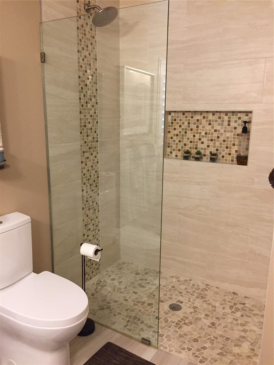 WOODSIDE VILLAGE WEST - Residential Lease