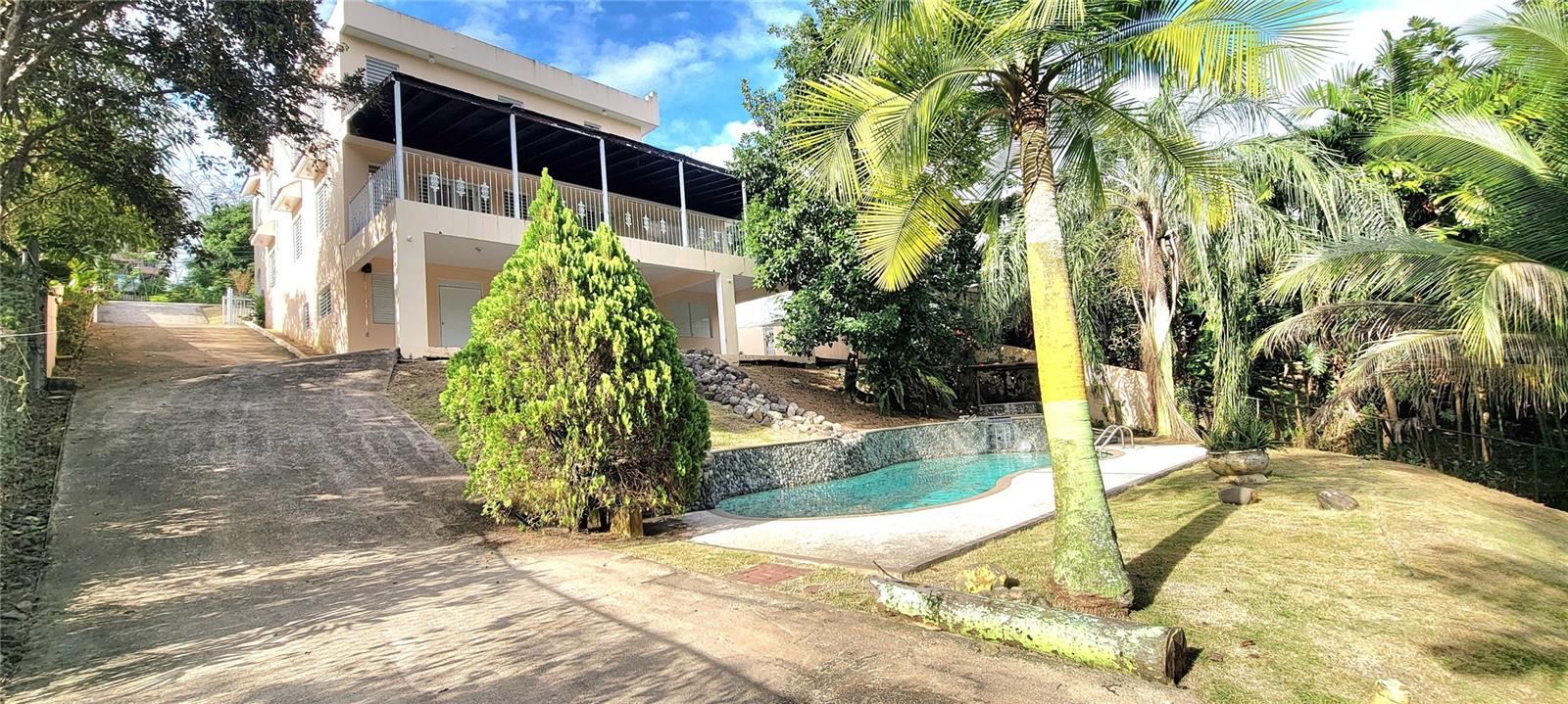 4 RIACHUELO ST. #5, BRISAS DE CARRAIZO DEV.