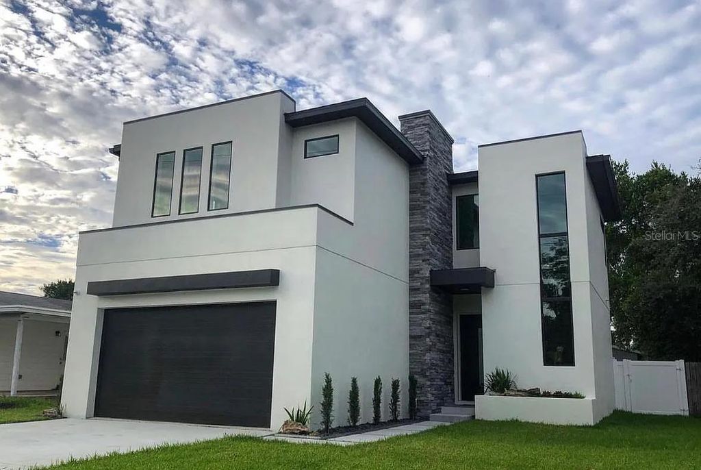 Photo of 4217 W Arch Street, Tampa, FL 33607 (MLS # TB8458261)