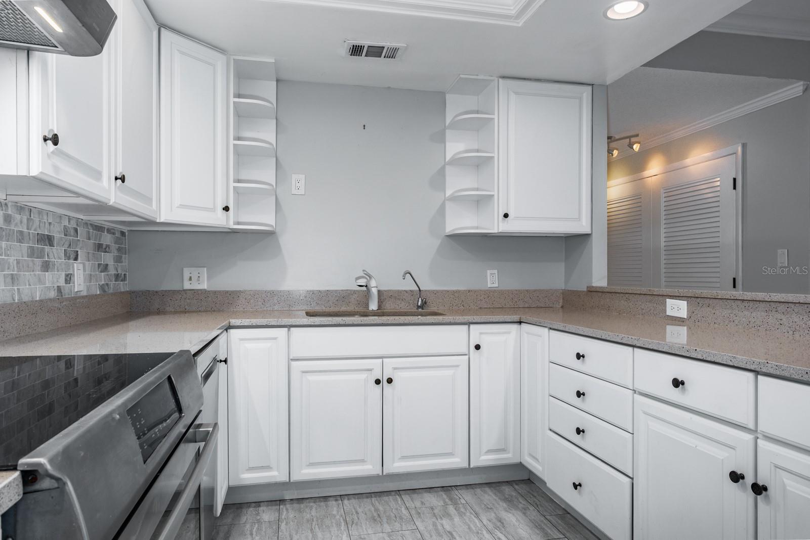 BELLEVIEW BILTMORE VILLAS SOUTH GARDEN - Residential