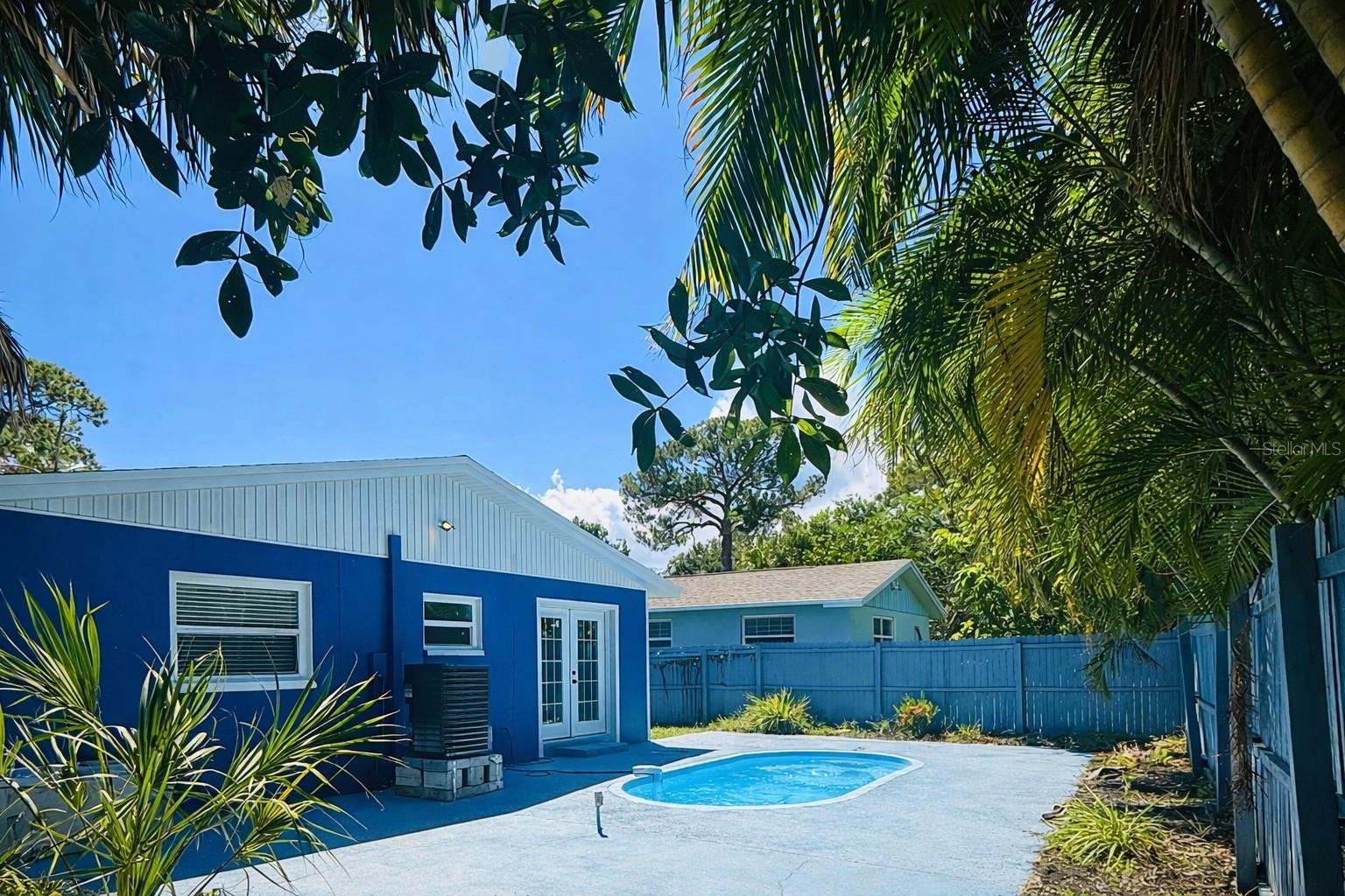 SHOREACRES CENTER - Residential