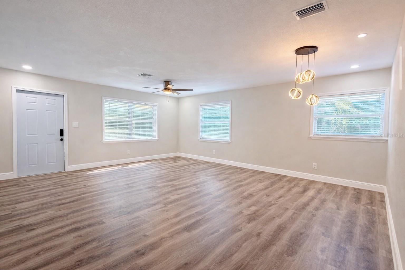 SHOREACRES CENTER - Residential