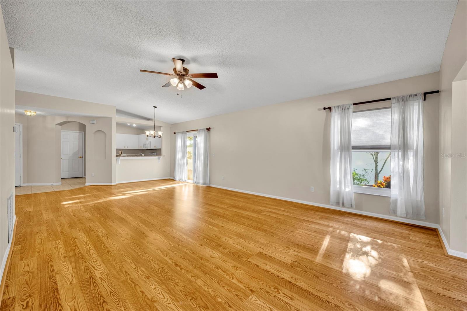 WHITEHALL/KINGS RDG PH II - Residential