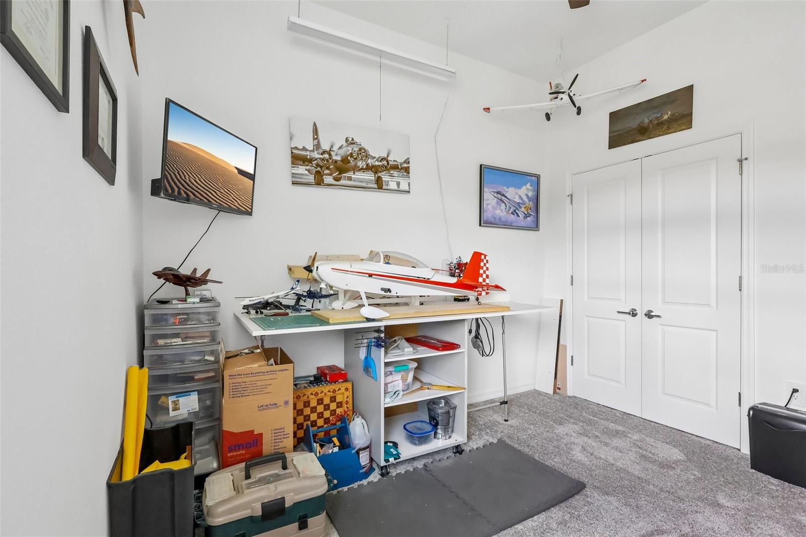 HILLSIDE ESTATES - Residential