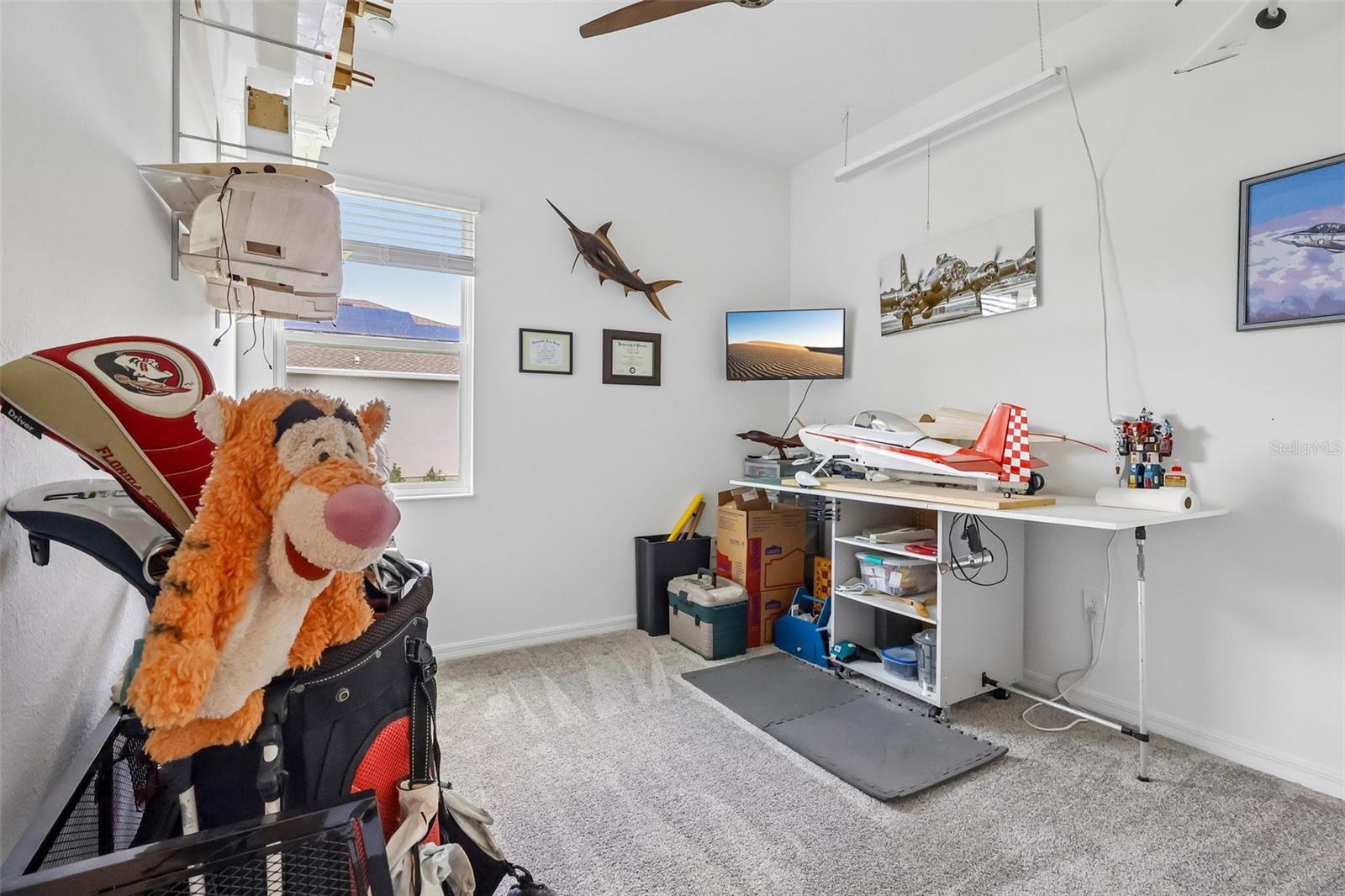 HILLSIDE ESTATES - Residential