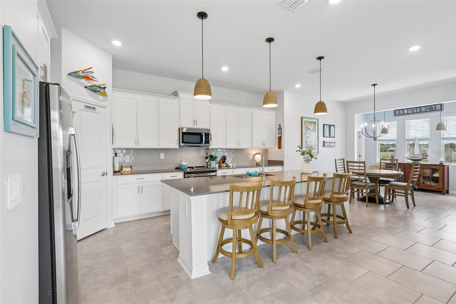 HILLSIDE ESTATES - Residential