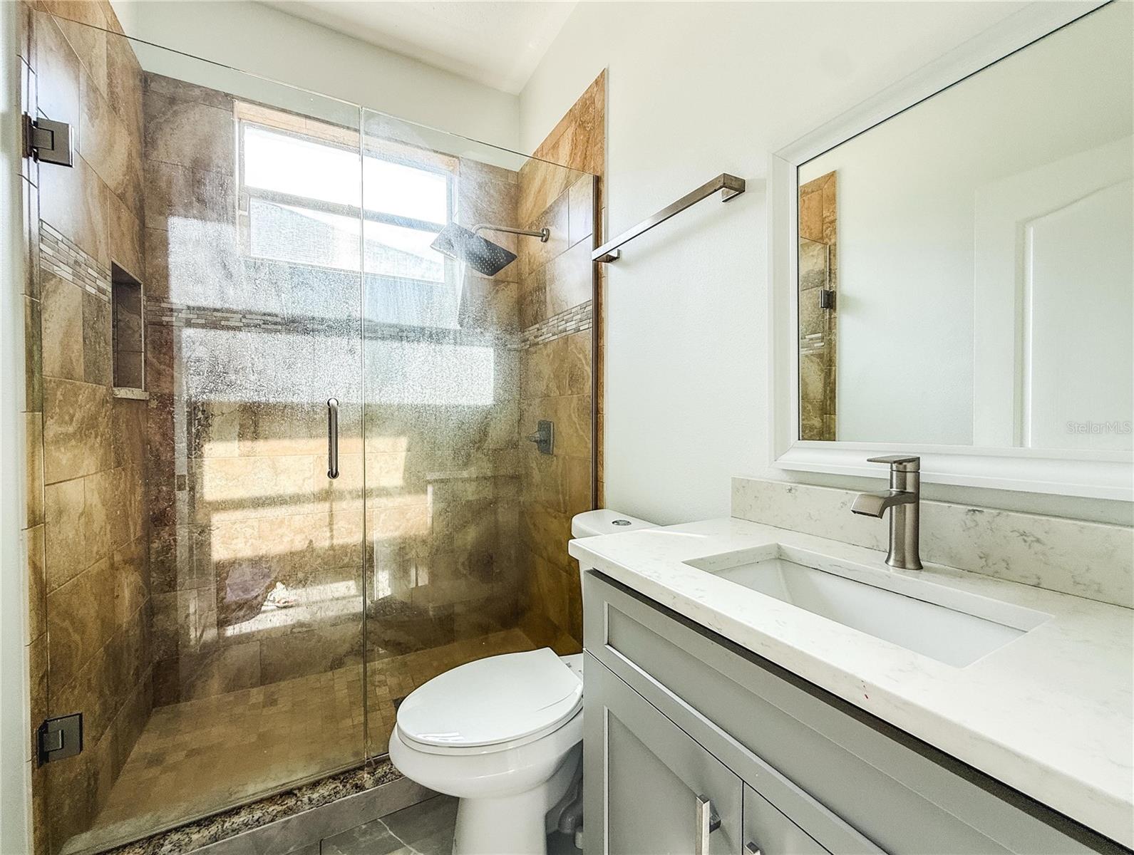 WINDSOR PLACE PH 02 - Residential