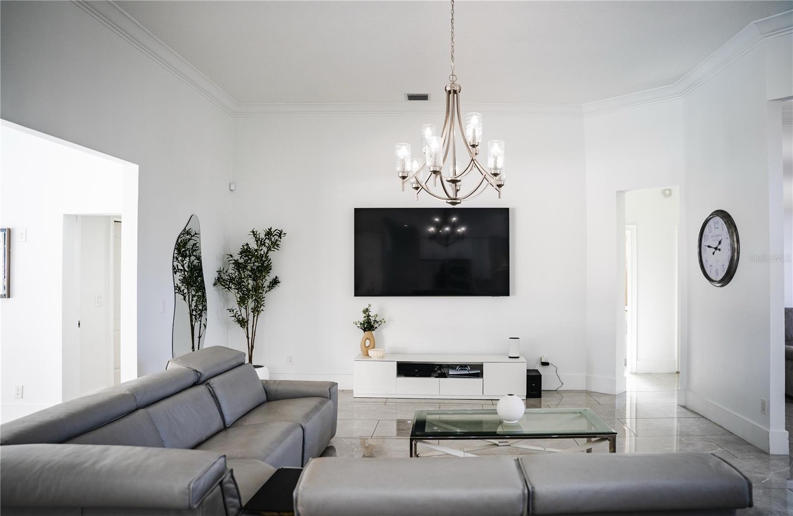 WINDSOR PLACE PH 02 - Residential