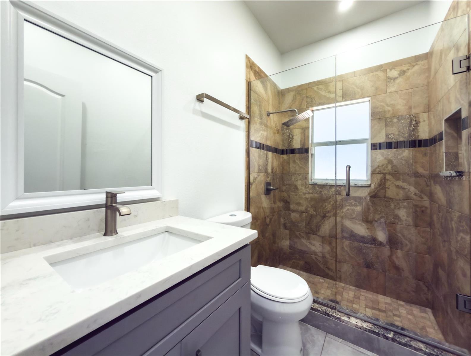 WINDSOR PLACE PH 02 - Residential