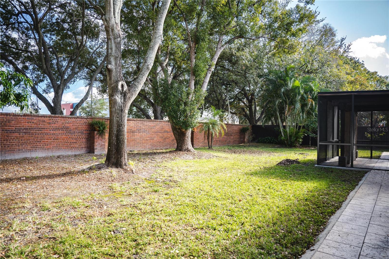 WINDSOR PLACE PH 02 - Residential