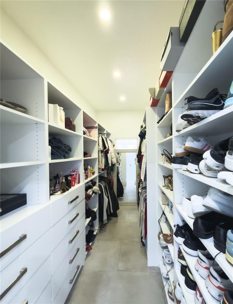 WINDSOR PLACE PH 02 - Residential