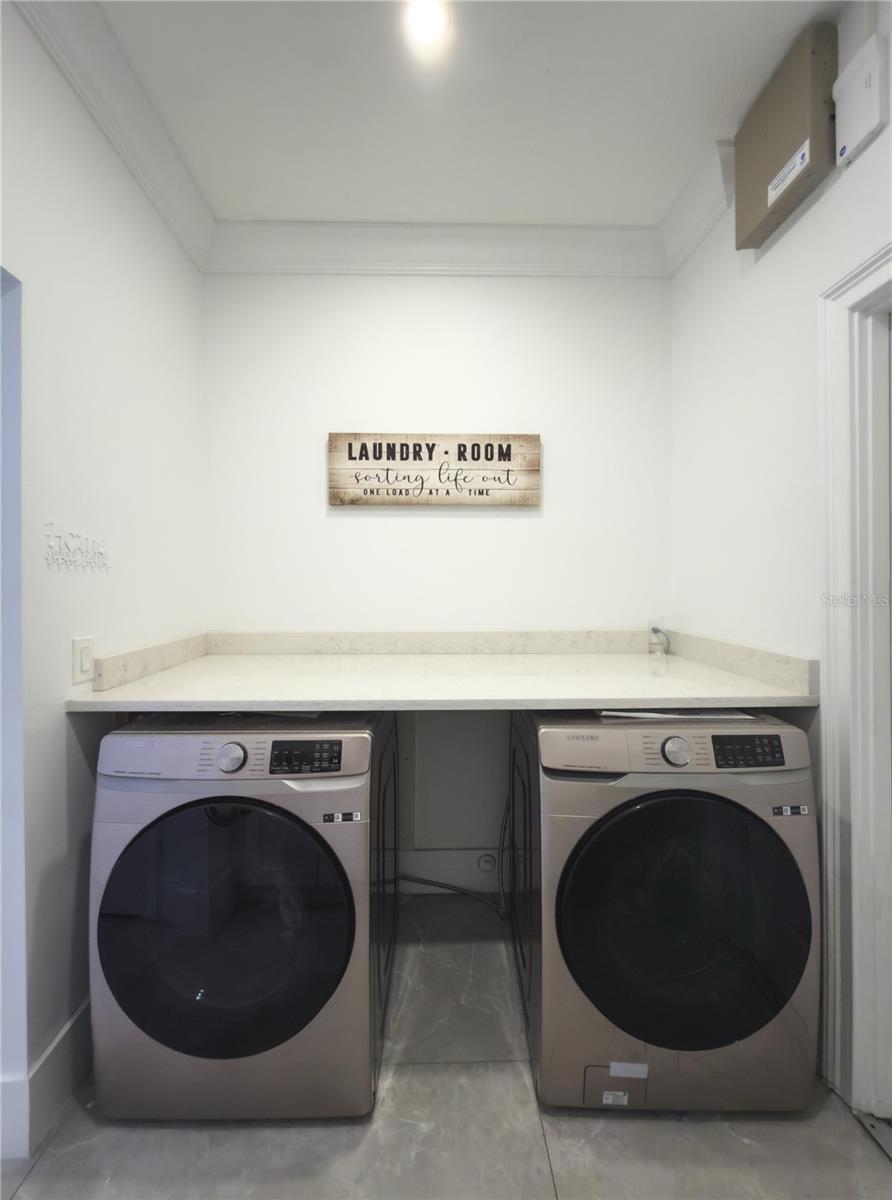 WINDSOR PLACE PH 02 - Residential