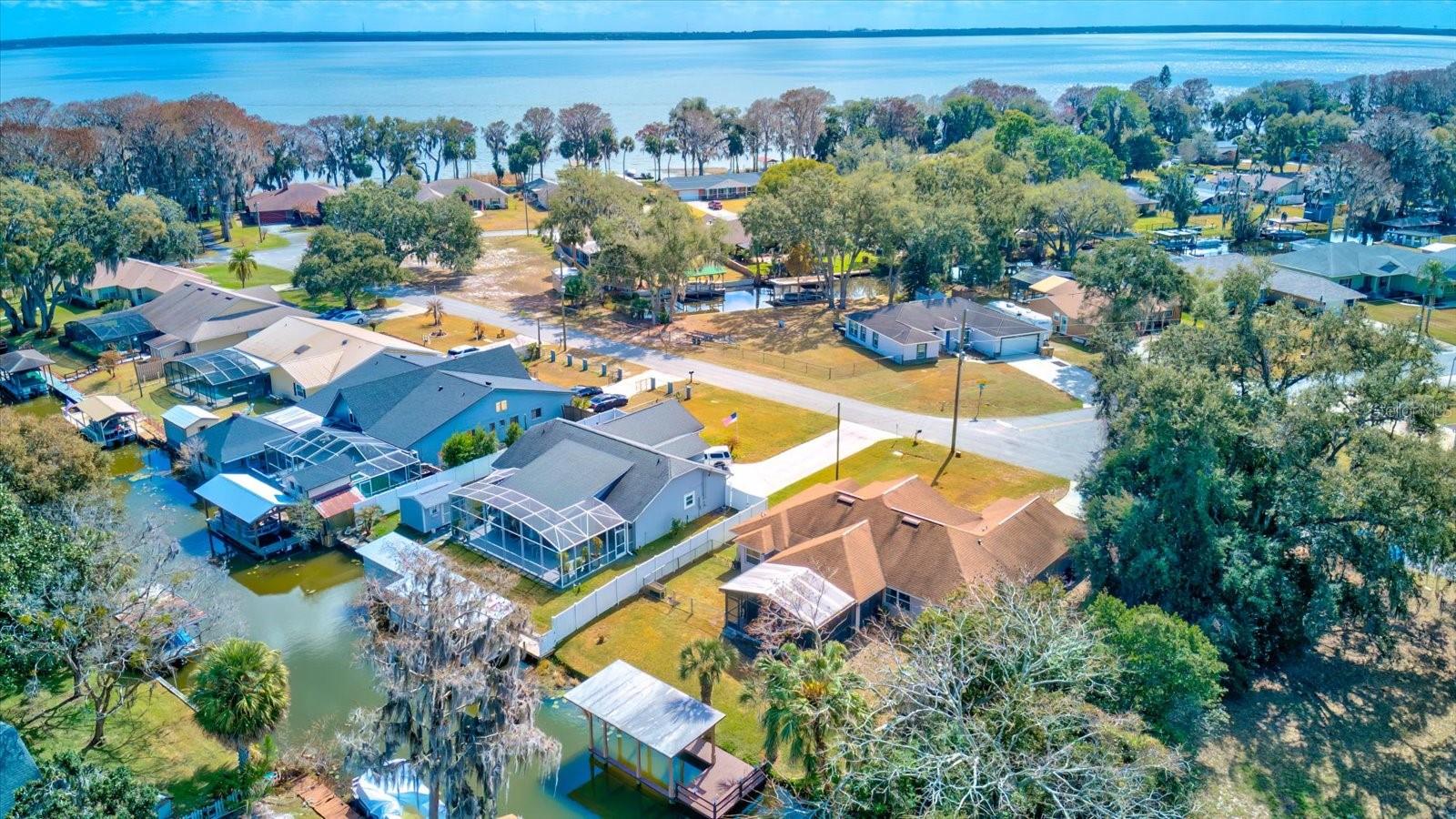 HARBOR SHORES UNIT 02 - Residential