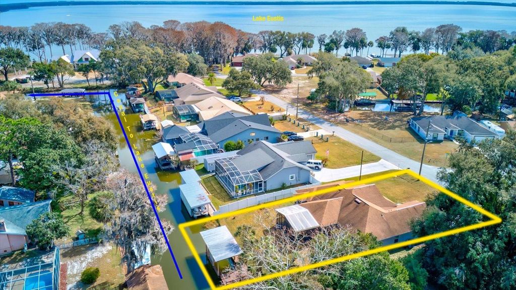 Photo of 12733 Pine Island Drive, Leesburg, FL 34788 (MLS # G5108679)