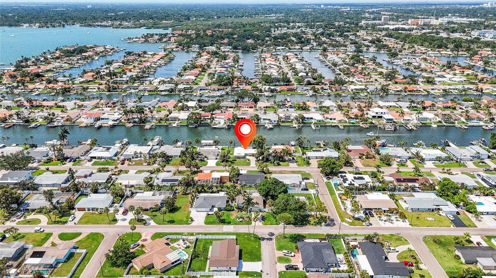 MAXIMO MOORINGS - Residential