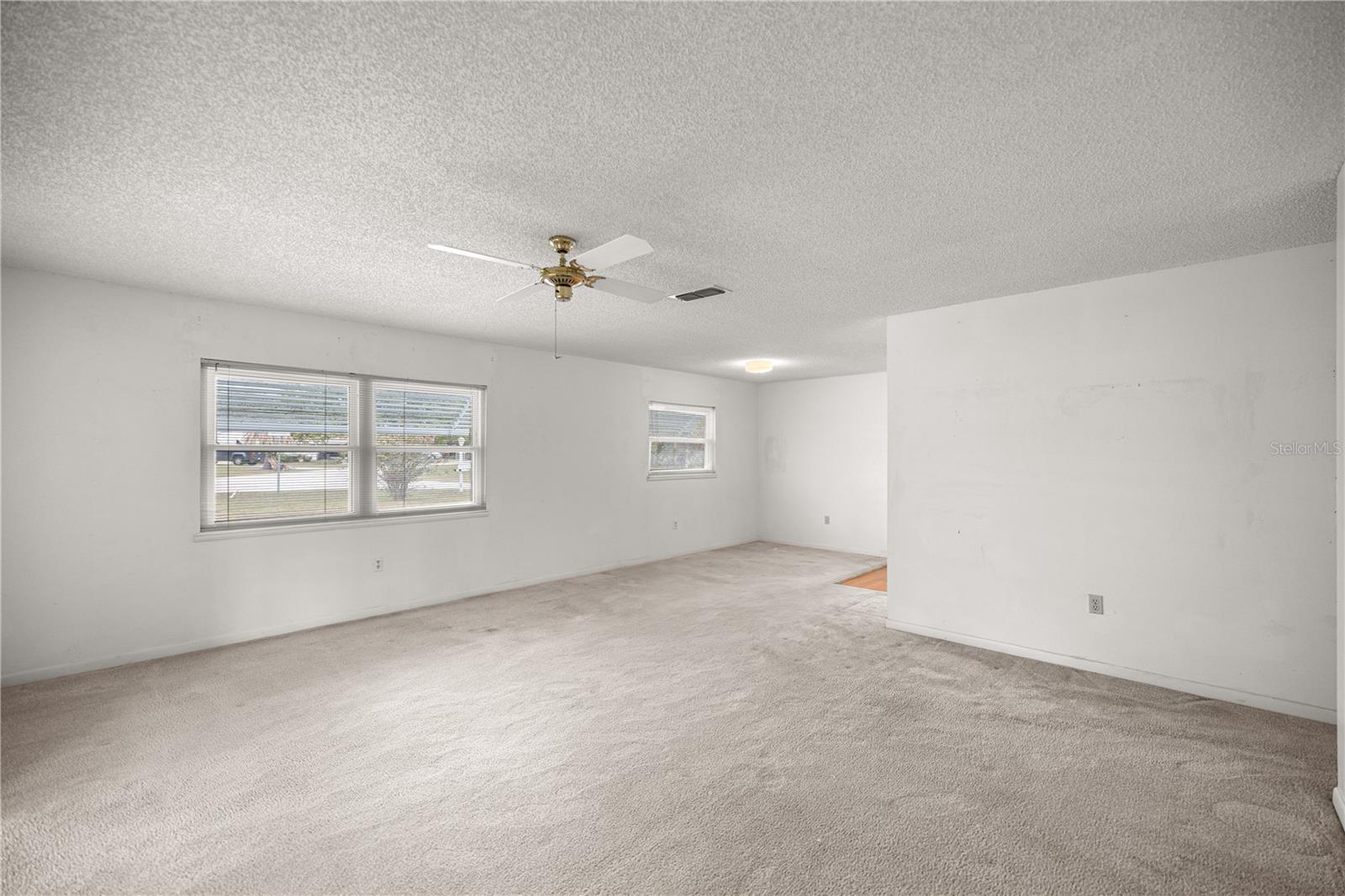 PINE RUN ESTATE - Residential