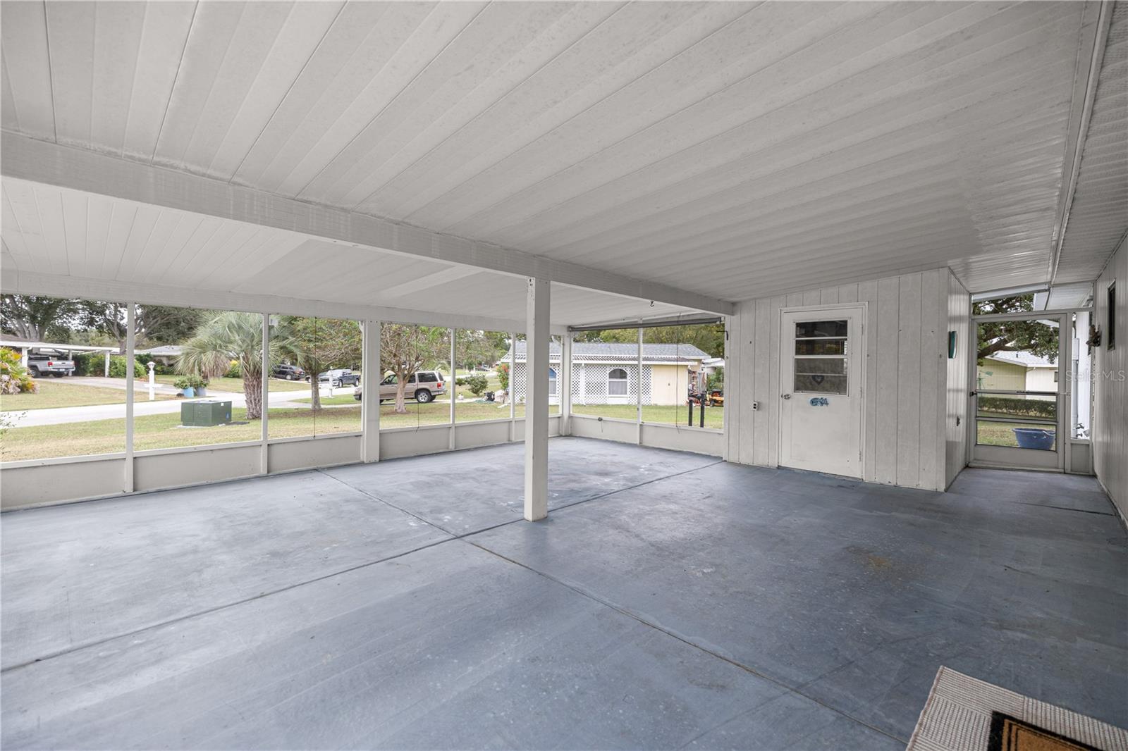 PINE RUN ESTATE - Residential