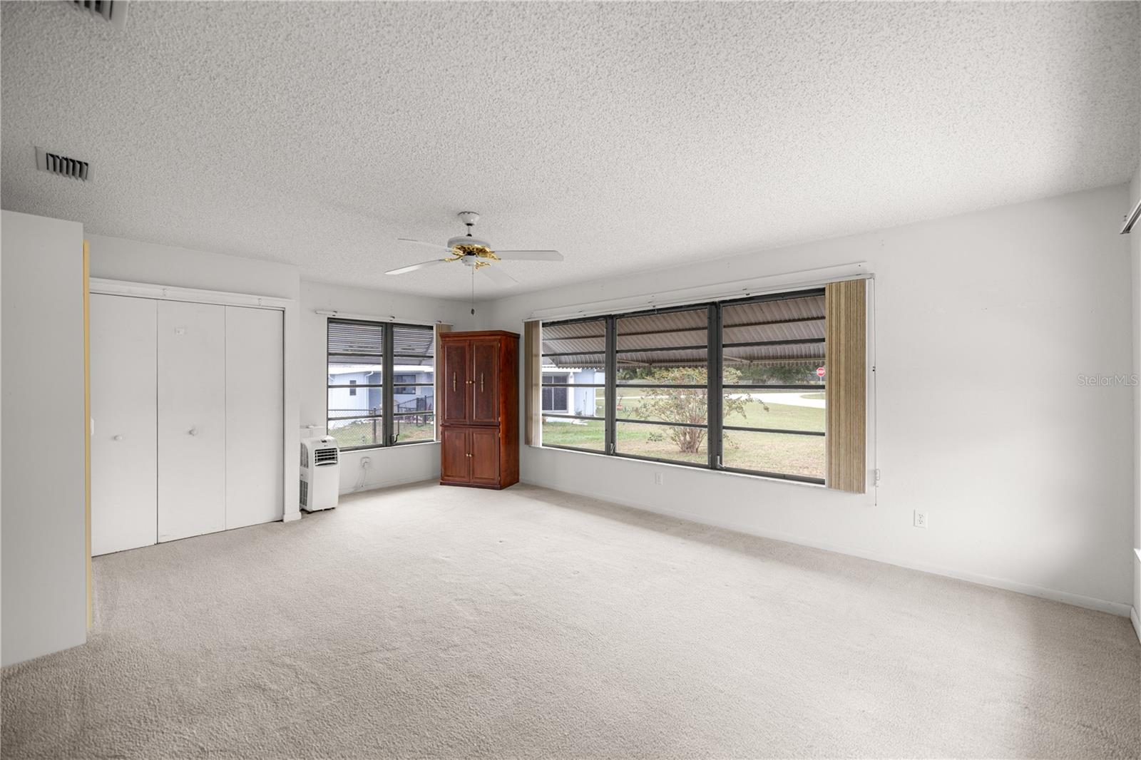 PINE RUN ESTATE - Residential