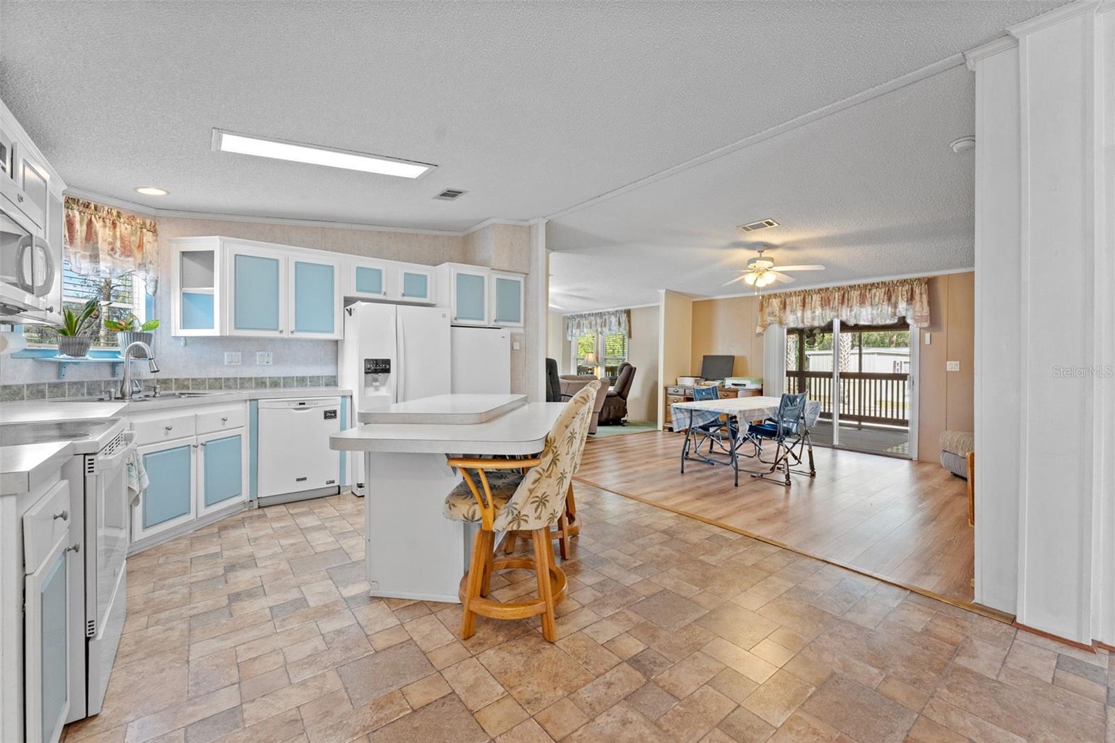 PARKWOOD ACRES - Residential