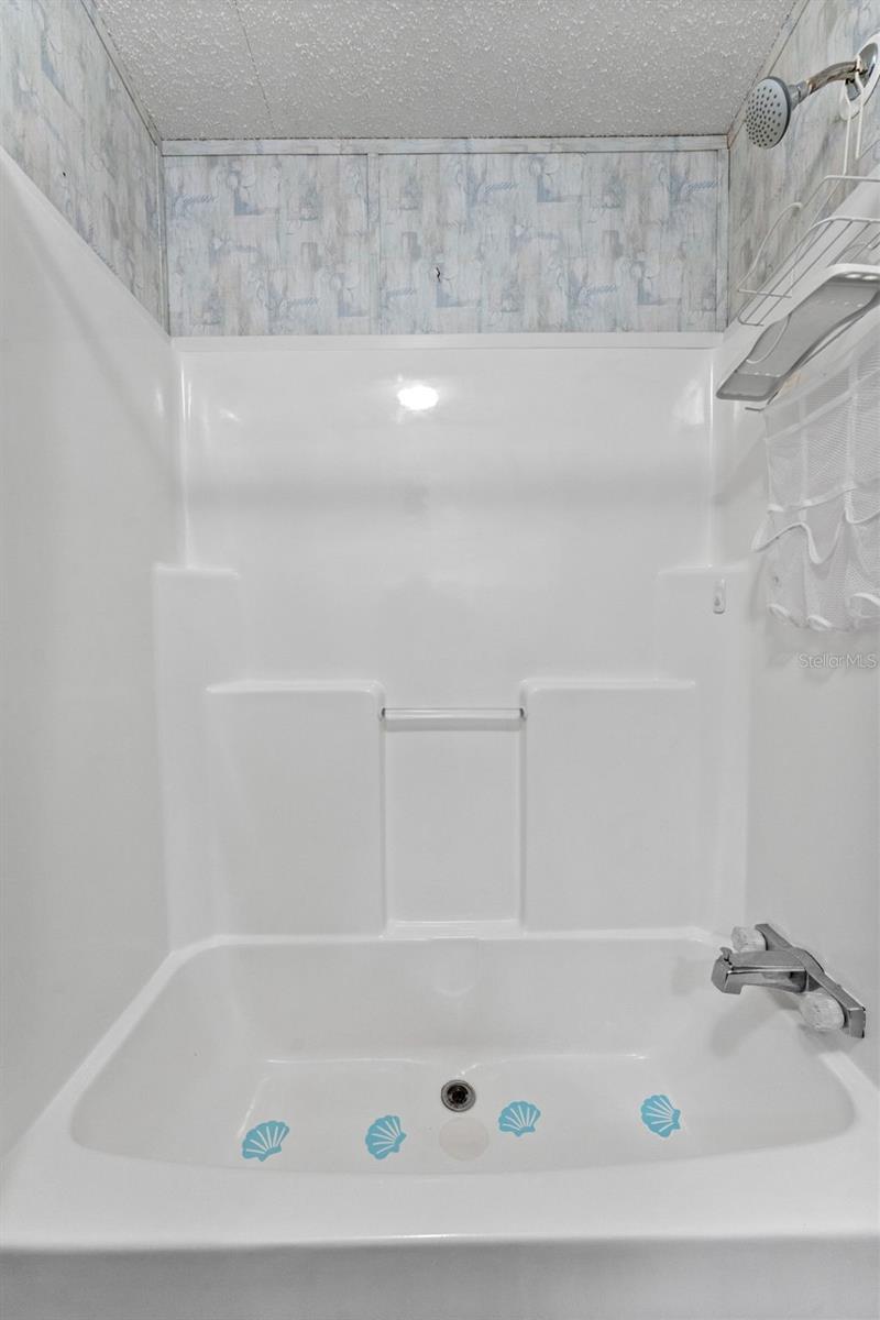 PARKWOOD ACRES - Residential