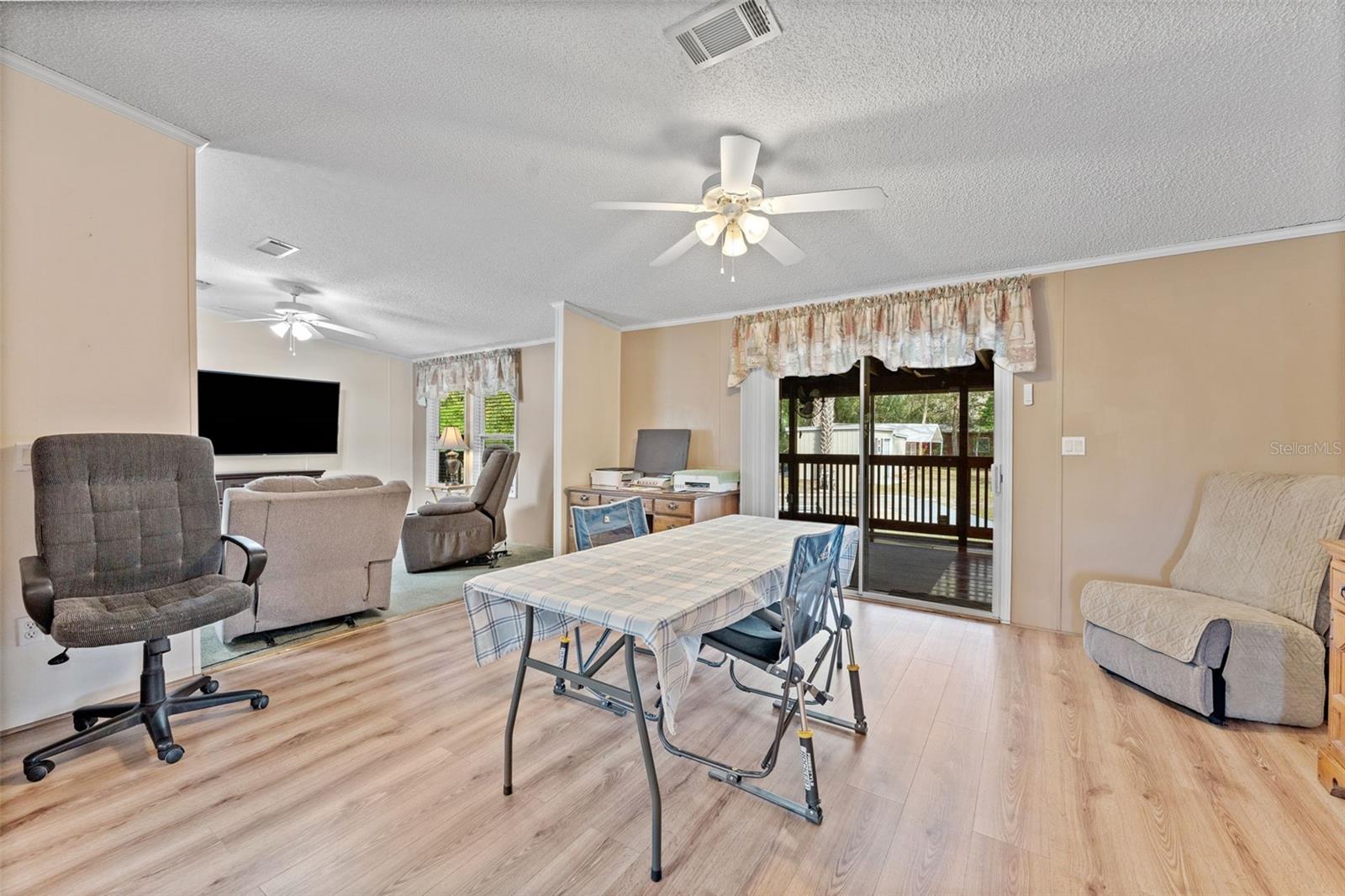 PARKWOOD ACRES - Residential