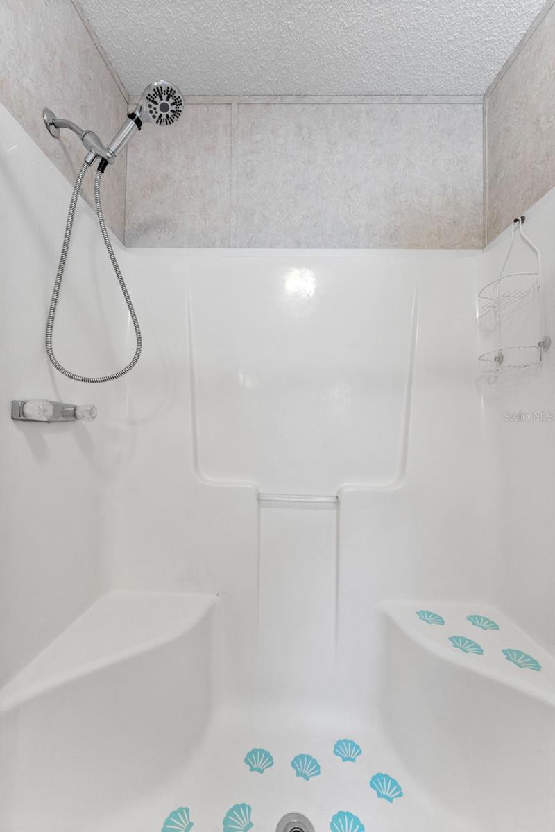 PARKWOOD ACRES - Residential