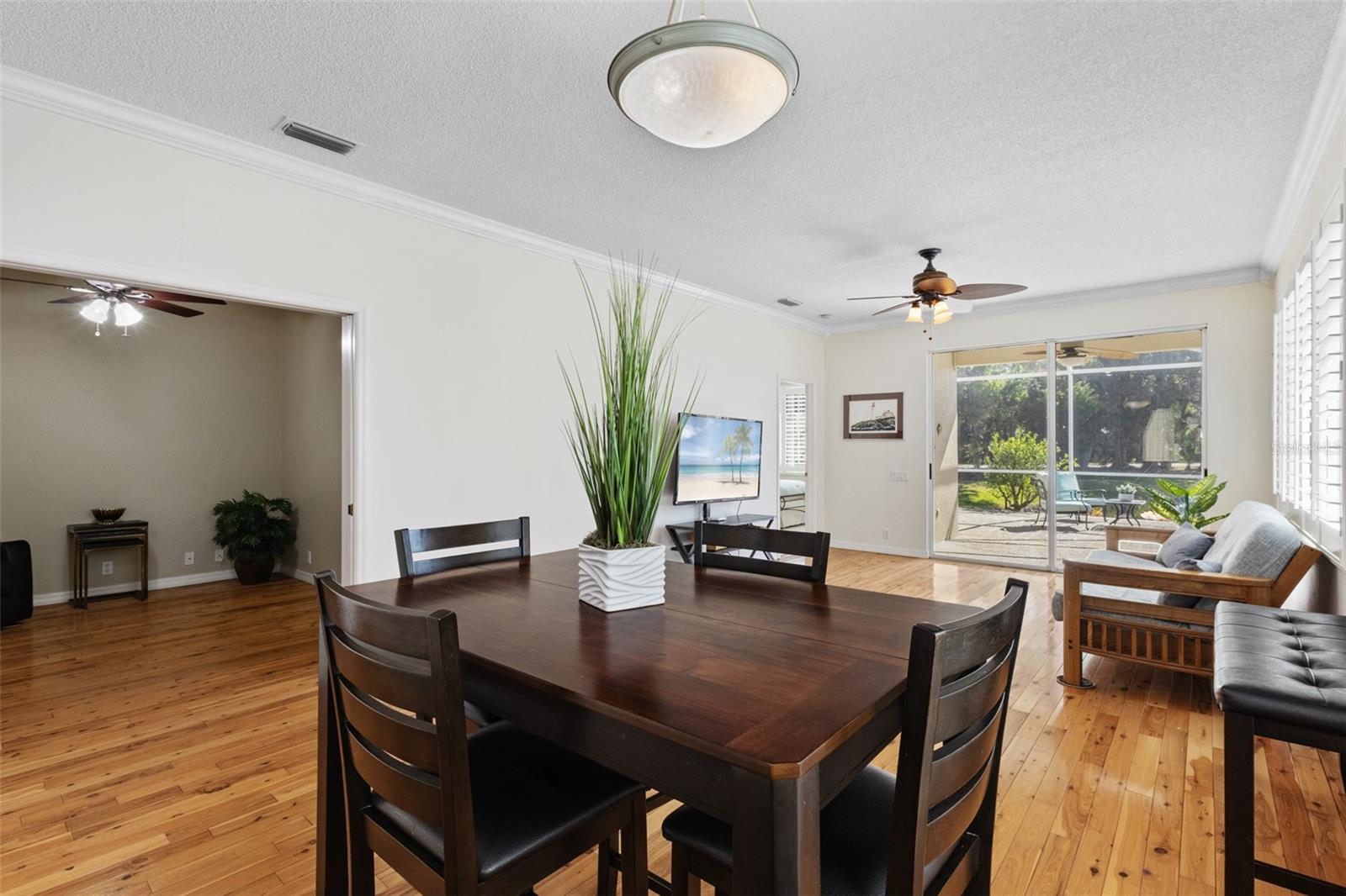 ROSEDALE 8 WESTBURY LAKES - Residential