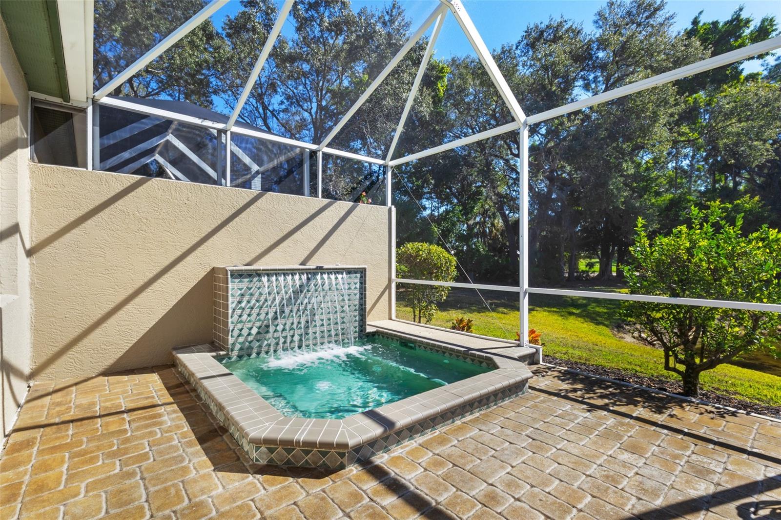 ROSEDALE 8 WESTBURY LAKES - Residential